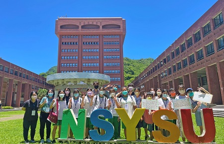 營造英語學習情境　中山大學協力苓雅國中、鼓山高中 暑期雙語營隊1